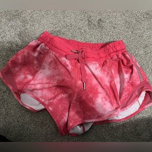 Lululemon Hotty hot shorts hot pink 2.5” size 6